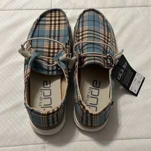 Hey Dudes woman’s shoes.